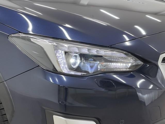 ���邢���C�g���铹�𖾂邭�Ƃ炵�Ă���܂��B�@�^�]�����ŁA���H�󋵂������ɑ����F���ł��邩�d�v�ȃ|�C���g�ł��B�@���F�����Â��������邭�Ƃ炵�Ă���܂���B