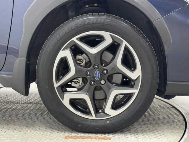 �A���~�z�C�[���ł��B�@�H�ʂɗ͂�`����z�C�[�������͓��ɖڗ����܂���ˁB�@�z�C�[���ЂƂŎԂ̃C���[�W���傫���ς��܂��ˁB