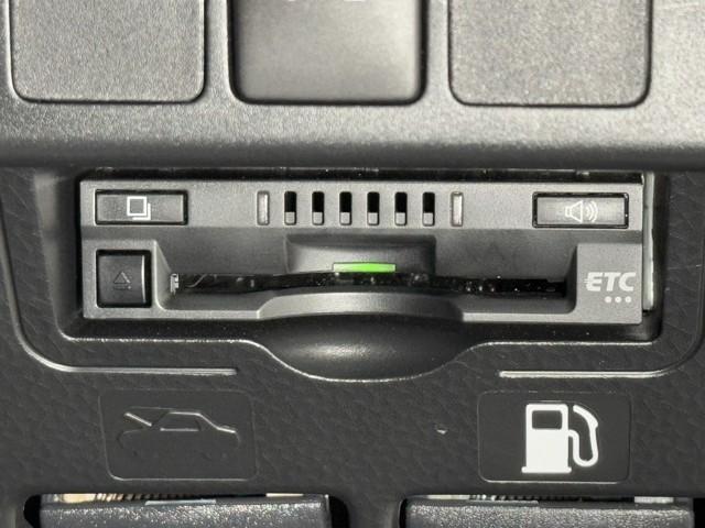 ルーミー カスタムG 両側オートドア 衝突軽減B LEDヘットライト リアカメラ フルフラット フルセグTV TV クルコン キーレスエントリー ドライブレコーダー フルオートエアコン アルミホイル ETC 横滑り防止(7枚目)