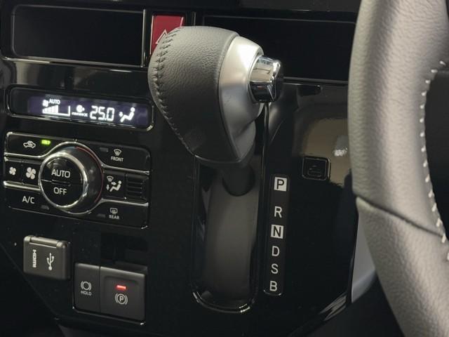 ルーミー カスタムG 両側オートドア 衝突軽減B LEDヘットライト リアカメラ フルフラット フルセグTV TV クルコン キーレスエントリー ドライブレコーダー フルオートエアコン アルミホイル ETC 横滑り防止(10枚目)