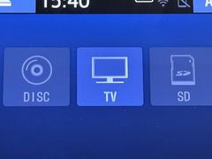 ＴＶが見れるチューナーを装備しています。　新しい車でも付いていないことで、ＴＶが見れない事も多々あるので要チェックです。 7