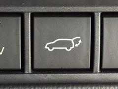 ��ư���Хå��ɥ��Ǥ�������ʪ����ä��ޤޤǤ�ܥ����ĤǼ�ưŪ�˳����Ĥ�Ǥ���Τ������Ǥ��衣�����߹����ɻߵ�ǽ���դ��Ƥ��ޤ��ΤǤ����ͤμ���ʪ�򶴤߹���Τ��ɤ��Ǥ���ޤ��衣 3