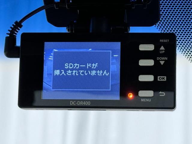 クラウン ロイヤルサルーン　ＨＤＤナビ　フルセグ　テレビ　バックガイドモニタ　ＥＴＣ車載器　ドライブレコーダー　スマートキー　ＨＩＤヘッドランプ　アルミホイール　電動フェンダーポール　パワーシート　サイドエアバック　ワンオーナー（10枚目）