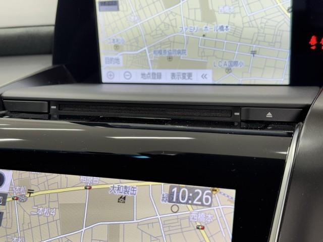 クラウンハイブリッド ＲＳアドバンス　地デジ　衝突被害軽減装置　ドライブレコーダ　ワンオーナ　ＬＥＤヘットライト　後カメラ　クルコン　ＡＣ　Ｐシート　エアバッグ　ナビＴＶ　セキュリティーアラーム　１００Ｖ充電　キーフリー　スマートキ（9枚目）