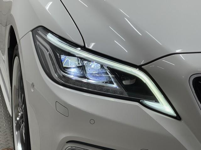 クラウンハイブリッド ＲＳアドバンス　地デジ　衝突被害軽減装置　ドライブレコーダ　ワンオーナ　ＬＥＤヘットライト　後カメラ　クルコン　ＡＣ　Ｐシート　エアバッグ　ナビＴＶ　セキュリティーアラーム　１００Ｖ充電　キーフリー　スマートキ（19枚目）