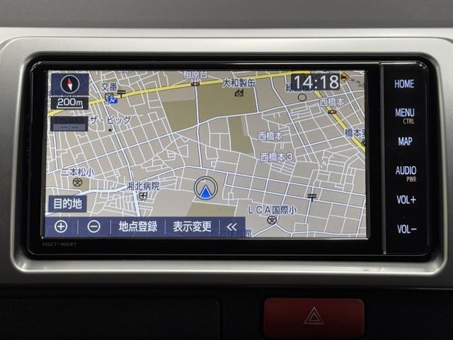 ハイエースバン ロングスーパーＧＬ　フルフラット　リアカメラ　ＳＲＳ　ダブルエアバッグ　Ｗエアコン　横滑り防止装置付　盗難防止機能　キーレス　スマートエントリー　ＤＶＤ視聴可　アルミホイール　エアコン　パワステ　ナビＴＶ　ＥＴＣ　ＡＢＳ（5枚目）