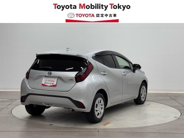 アクア Ｘ　踏み間違い防止　１００Ｖ　イモビ　ドライブレコーダー　ナビ　点検記録簿　ＬＥＤヘッドライト　スマートキー　横滑り防止機能　キーレスエントリー　オートクルーズ　オートエアコン　ＥＴＣ　カーテンエアバッグ（2枚目）