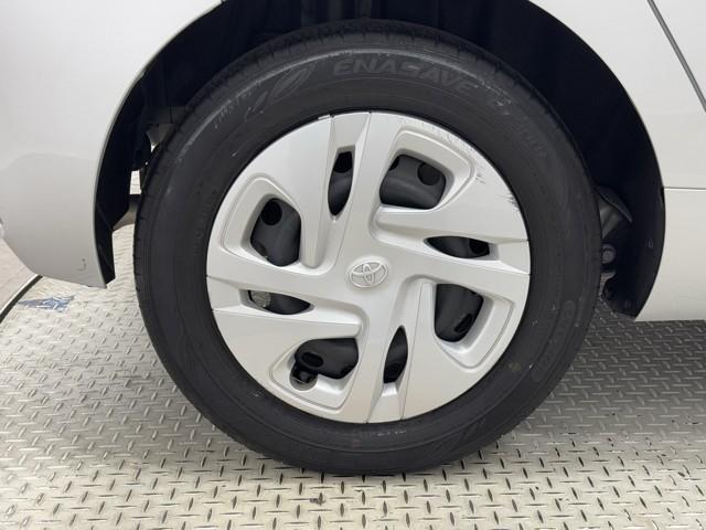 アクア Ｘ　踏み間違い防止　１００Ｖ　イモビ　ドライブレコーダー　ナビ　点検記録簿　ＬＥＤヘッドライト　スマートキー　横滑り防止機能　キーレスエントリー　オートクルーズ　オートエアコン　ＥＴＣ　カーテンエアバッグ（18枚目）