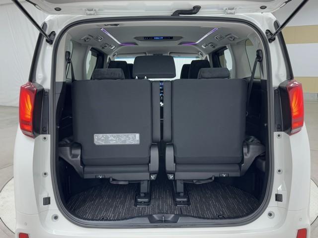 アルファード ２．５Ｓ　両側電動パワースライドドア　地上デジタル　Ｗエアコン　アイドリングストップ　フルオートエアコン　盗難防止システム　横滑り防止　ＡＷ　クルーズＣ　ナビ＆ＴＶ　パワーステアリング　メモリナビ　点検記録簿（17枚目）