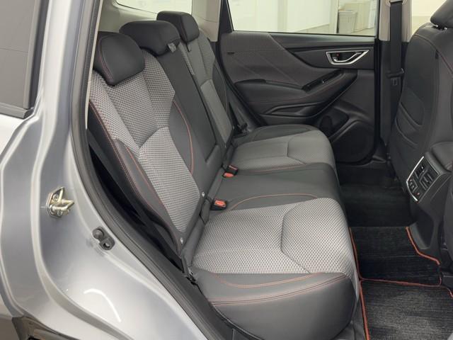 フォレスター Ｘ－ブレイク　キーレスアクセス　横滑り防止　地デジＴＶ　ナビ＆ＴＶ　Ｉ－ＳＴＯＰ　デュアルエアバッグ　リヤカメラ　ＡＵＸ　エアコン　アルミ　盗難防止　ＤＶＤ再生機能　電動パワーシート　ＬＥＤライト　サイドエアバッグ（17枚目）