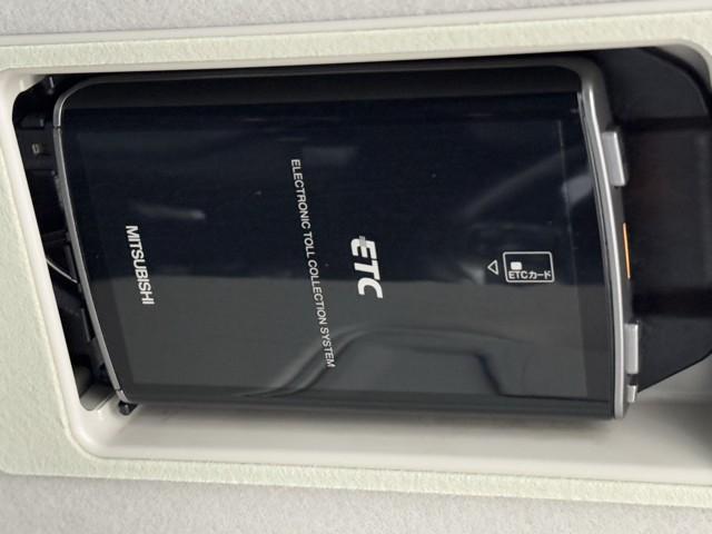 ビアンテ グランツ-スカイアクティブ フルフラットシート 両側自動ドア Wエアコン ETC付き DSC イモビライザー 助手席エアバック ウォークスルー DVD オートエアコン ワンオーナー ナビTV 3列シート ABS メモリーナビ(8枚目)