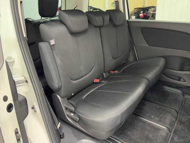 ビアンテ グランツ-スカイアクティブ フルフラットシート 両側自動ドア Wエアコン ETC付き DSC イモビライザー 助手席エアバック ウォークスルー DVD オートエアコン ワンオーナー ナビTV 3列シート ABS メモリーナビ(15枚目)