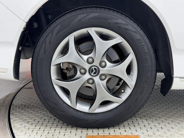 ビアンテ グランツ-スカイアクティブ フルフラットシート 両側自動ドア Wエアコン ETC付き DSC イモビライザー 助手席エアバック ウォークスルー DVD オートエアコン ワンオーナー ナビTV 3列シート ABS メモリーナビ(18枚目)