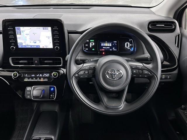 アクア X 踏み間違い防止 100V イモビ ドライブレコーダー ナビ 点検記録簿 LEDヘッドライト スマートキー 横滑り防止機能 キーレスエントリー ワンオーナー オートクルーズ オートエアコン ETC(4枚目)