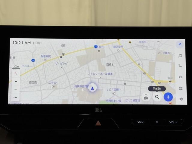 ハリアー Ｚ　盗難防止　運転席パワーシート　地デジ　横滑防止装置　リアビューカメラ　ヘッドライトＬＥＤ　アルミホイール　点検記録簿　Ｗエアバッグ　キーレス　ドラレコ付き　スマートキ－　サイドエアバッグ　エアコン（5枚目）