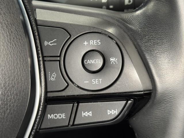 ハリアー Ｚ　盗難防止　運転席パワーシート　地デジ　横滑防止装置　リアビューカメラ　ヘッドライトＬＥＤ　アルミホイール　点検記録簿　Ｗエアバッグ　キーレス　ドラレコ付き　スマートキ－　サイドエアバッグ　エアコン（9枚目）