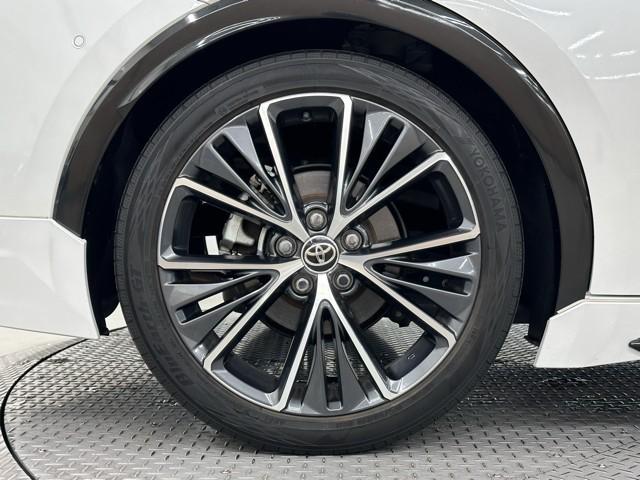 プリウス Ｚ　リアカメラ　プリクラッシュ　ＰＷシート　１オーナ　エアロ　メモリナビ　ＡＣ１００Ｖ電源　ＬＥＤランプ　ナビ・ＴＶ　オートクルーズ　アルミホイール　ドライブレコーダ　ＡＣ　運転席エアバッグ　ＥＴＣ付（19枚目）