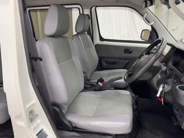 タウンエースバン ＧＬ　プリクラッシュ　ＬＥＤランプ　助手席エアバック　パワーウィンド　リモコンキー　アイストップ　メモリナビ　ナビＴＶ　イモビライザー　パワーステアリング　フルセグテレビ　バックカメラ　エアバック　ＥＴＣ（15枚目）