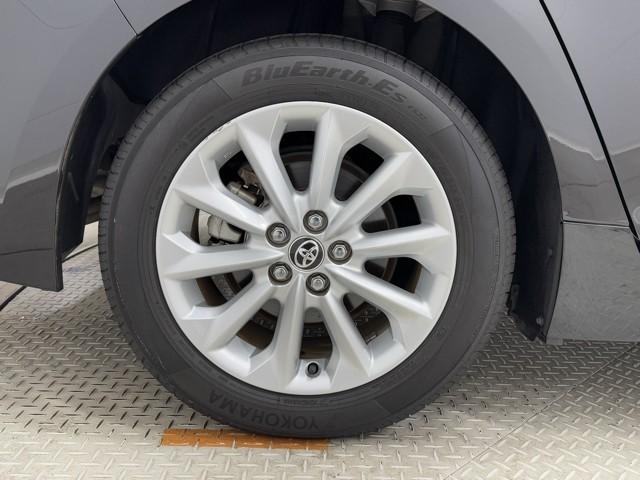 カローラツーリング ハイブリッド　Ｓ　インテリジェントクリアランスソナー　ドラレコ付き　Ｒカメラ　ＡＡＣ　ＬＥＤライト　メディアプレイヤー接続　横滑防止装置　整備記録簿　クルコン　ＥＴＣ車載器　ナビ＆ＴＶ　キーフリーシステム　スマートキー（17枚目）