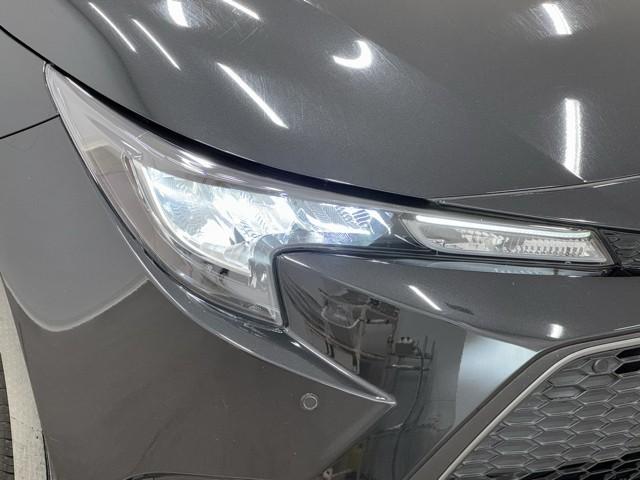 カローラツーリング ハイブリッド　Ｓ　インテリジェントクリアランスソナー　ドラレコ付き　Ｒカメラ　ＡＡＣ　ＬＥＤライト　メディアプレイヤー接続　横滑防止装置　整備記録簿　クルコン　ＥＴＣ車載器　ナビ＆ＴＶ　キーフリーシステム　スマートキー（18枚目）