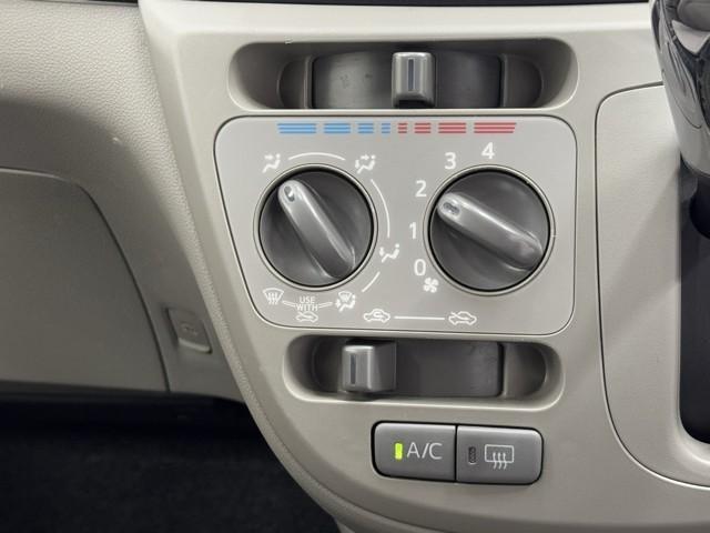 ピクシスエポック Ｘ　ＳＡ　誤発進抑制機能　ワンセグテレビ　ＡＵＸ　Ａストップ　ＰＷ　リモコンキー　ナビＴＶ　ＡＢＳ付き　横滑り防止　アルミ　メモリーナビ　エアバッグ　パワーステアリング　エアコン　助手席エアバッグ（8枚目）