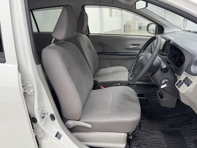 ピクシスエポック Ｘ　ＳＡ　誤発進抑制機能　ワンセグテレビ　ＡＵＸ　Ａストップ　ＰＷ　リモコンキー　ナビＴＶ　ＡＢＳ付き　横滑り防止　アルミ　メモリーナビ　エアバッグ　パワーステアリング　エアコン　助手席エアバッグ（15枚目）