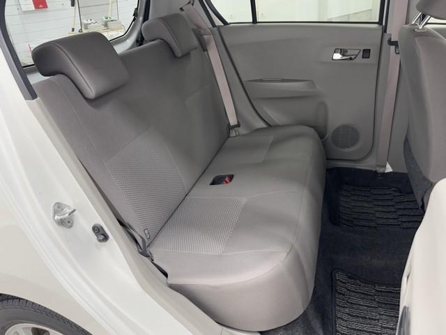 ピクシスエポック Ｘ　ＳＡ　誤発進抑制機能　ワンセグテレビ　ＡＵＸ　Ａストップ　ＰＷ　リモコンキー　ナビＴＶ　ＡＢＳ付き　横滑り防止　アルミ　メモリーナビ　エアバッグ　パワーステアリング　エアコン　助手席エアバッグ（16枚目）