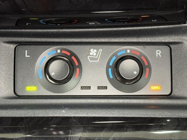 アルファード 2.5S Cパッケージ 両電動ドア Bモニタ 地デジ 1オーナー 定期点検記録簿 DVD再生可能 パノラマルーフ リアオートエアコン ナビテレビ 横滑り防止 クルコン AC100V電源 セキュリティ ETC車載器 エアコン(14枚目)