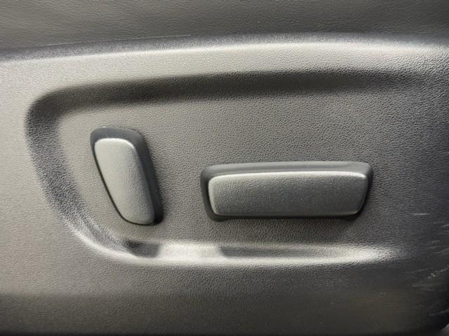 アルファード 2.5S Cパッケージ 両電動ドア Bモニタ 地デジ 1オーナー 定期点検記録簿 DVD再生可能 パノラマルーフ リアオートエアコン ナビテレビ 横滑り防止 クルコン AC100V電源 セキュリティ ETC車載器 エアコン(16枚目)