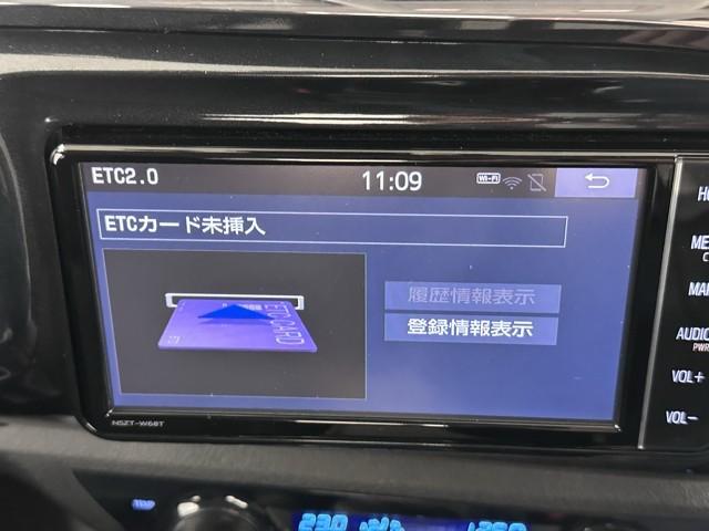 ナビ画面に連動したＥＴＣを装備しています。　過去に利用した利用料金も一目で分かって、とっても便利です。　ＥＴＣの抜き忘れ、挿し忘れも警告してくれるので安心ですね。