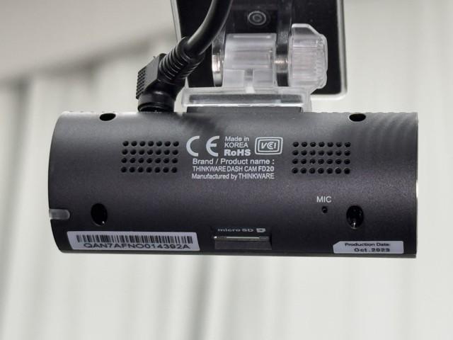 ヤリスクロス Ｇ　ＥＴＣ装備　リヤカメラ　スマートエントリー　イモビライザー　オートエアコン　アルミホイール　キーレス　パワーウィンドウ　クルコン　ＡＢＳ　ドライブレコーダー　エアバッグ　パワーステアリング（6枚目）