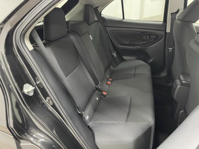 ヤリスクロス Ｇ　ＥＴＣ装備　リヤカメラ　スマートエントリー　イモビライザー　オートエアコン　アルミホイール　キーレス　パワーウィンドウ　クルコン　ＡＢＳ　ドライブレコーダー　エアバッグ　パワーステアリング（16枚目）