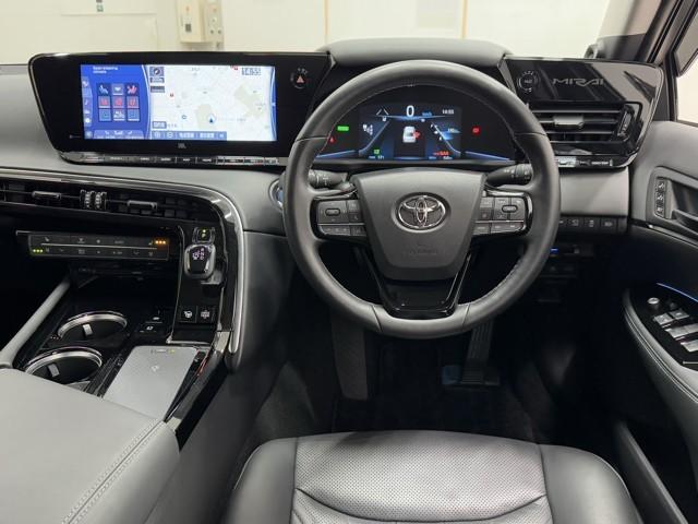 ＭＩＲＡＩ Ｚ　レザーシート　衝突被害軽減システム　アルミホイール　サンルーフ　パワーシート　フルセグＴＶ　ドラレコ　記録簿　オートクルーズコントロール　デュアルエアバック　メモリーナビ　スマートキー　イモビライザー（4枚目）