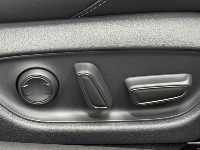 ＭＩＲＡＩ Ｚ　レザーシート　衝突被害軽減システム　アルミホイール　サンルーフ　パワーシート　フルセグＴＶ　ドラレコ　記録簿　オートクルーズコントロール　デュアルエアバック　メモリーナビ　スマートキー　イモビライザー（16枚目）