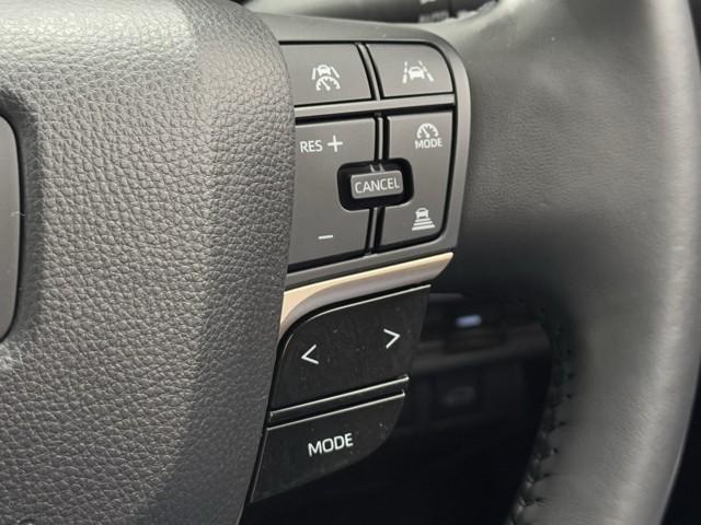 クラウンクロスオーバー Ｇアドバンスド・レザーパッケージ　ＴＳＳ　レザー　フルセグＴＶ　パワーシート　ＬＥＤヘッドライト　クルーズコントロール　Ｂカメラ　ドライブレコーダ　オートエアコン　アルミホイル　ワンオーナー　ＥＴＣ付　横滑り防止装置　４ＷＤ　ＴＶ（9枚目）