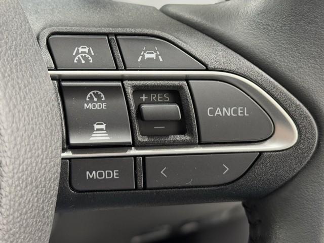 ノア ハイブリッドＧ　Ｗエアコン　カラーバックモニター　アルミホイール　盗難防止装置　クルコン　キーレス　記録簿　スマートキ－　フルセグテレビ　両側電動ドア　ＬＥＤライト　ＴＶ　ＴＳＳ　オートエアコン　ＤＶＤ再生　ＥＴＣ（9枚目）