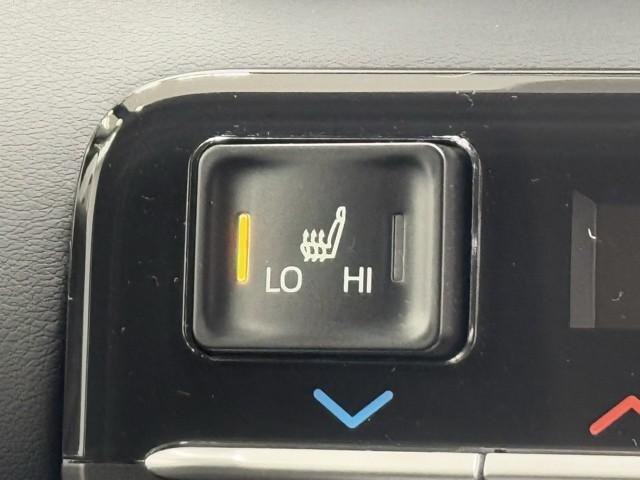 ノア ハイブリッドＧ　Ｗエアコン　カラーバックモニター　アルミホイール　盗難防止装置　クルコン　キーレス　記録簿　スマートキ－　フルセグテレビ　両側電動ドア　ＬＥＤライト　ＴＶ　ＴＳＳ　オートエアコン　ＤＶＤ再生　ＥＴＣ（13枚目）