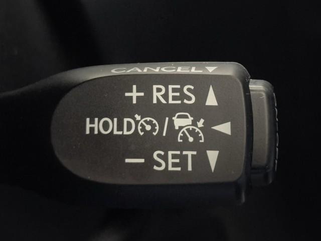 ハリアー プログレス　スタイルブルーイッシュ　ＡＣ　ＬＥＤランプ　ワンオーナー　アイドリングストップ　ＤＶＤ再生　バックカメラ　ドライブレコーダー　ミュージックプレイヤー接続可　フルセグ　パワーシート　メモリーナビ　記録簿　ＥＴＣ　スマートキー（11枚目）