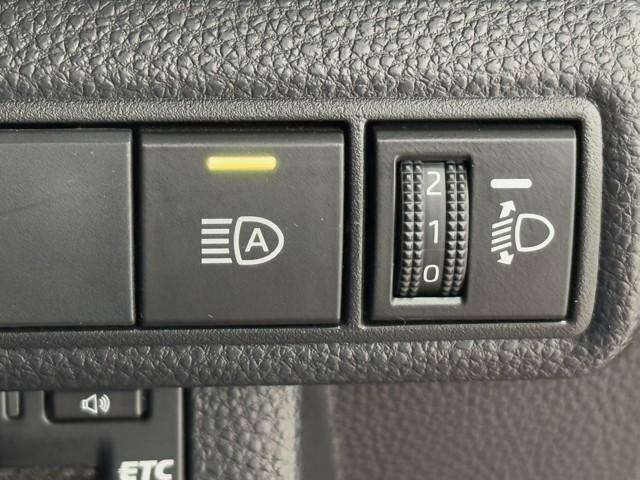 カローラツーリング ハイブリッド G エアバッグ ABS 記録簿 盗難防止装置 衝突被害軽減ブレーキ オートクルーズコントロール ETC 地デジ フルオートエアコン バックカメラ LED ミュージックプレイヤー接続可 スマートキー TV(13枚目)