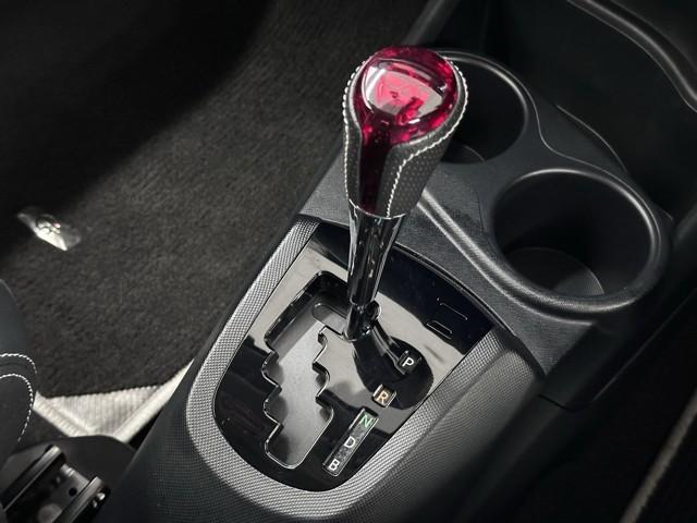 アクア G G’s ドラレコ付き ETC付き 盗難防止装置 ブレーキサポート キーレス オートクルーズコントロール スマートキープッシュスタート 1オーナー メディアプレイヤー接続 運転席助手席エアバック 横滑防止(11枚目)