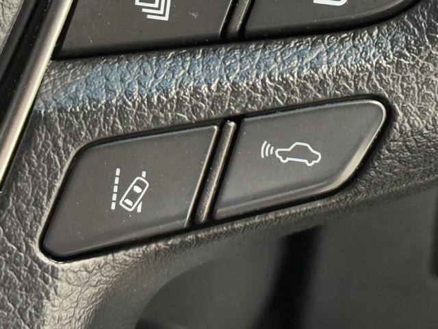 アルファード ２．５Ｓ　タイプゴールド　イモビ　バックモニタ－　ＬＥＤランプ　リアオートエアコン　点検記録簿　ドライブレコーダ　エアコン　ＤＶＤプレーヤー　横滑防止装置　ＡＣ１００Ｖ電源　アルミ　パワーウィンドウ　メディアプレイヤー接続（11枚目）