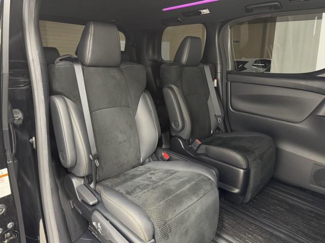 アルファード ２．５Ｓ　タイプゴールド　イモビ　バックモニタ－　ＬＥＤランプ　リアオートエアコン　点検記録簿　ドライブレコーダ　エアコン　ＤＶＤプレーヤー　横滑防止装置　ＡＣ１００Ｖ電源　アルミ　パワーウィンドウ　メディアプレイヤー接続（18枚目）