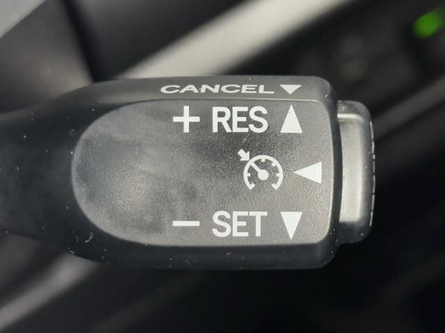 エスクァイア Ｇｉ　両側Ｐドア　ウォークスルー　スマートキーＰスタート　リアカメラ　ＡＵＸ　アイドリングＳＴＯＰ　ＥＴＣ車載器　オートエアコン　イモビライザー　オートクルーズコントロール　キーレス　ナビＴＶ　ＡＢＳ　３列（10枚目）