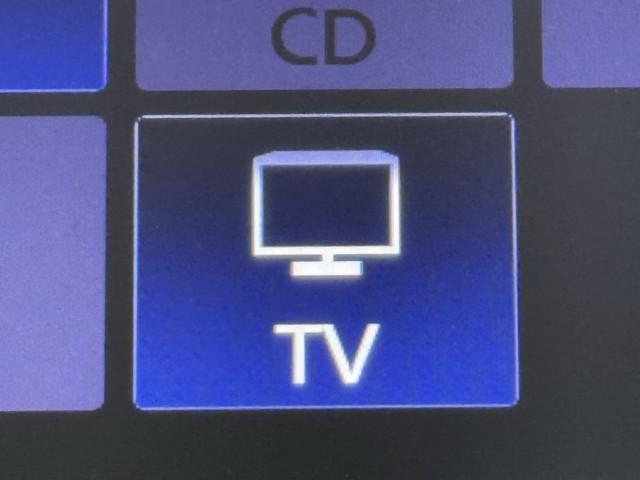 プリウス Ｓ　１００Ｖ　取説記録簿　アイスト　ＥＳＣ　スマートキ－　メモリーナビゲーション　ＬＥＤヘッドライト　ＥＴＣ車載器　フルオートエアコン　クルーズコントロール　エアバッグ　イモビ　パワーウインドウ　ＰＳ（8枚目）