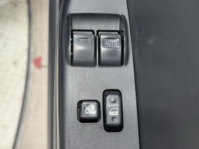 ハイエースバン ＤＸ　ＧＬパッケージ　バックモニター　横滑り防止装置　キーレスエントリー　エアコン　ＥＴＣ車載器　記録簿　パワステ　フロントパワーウインドウ　エアバック　セキュリティー　ＡＢＳ　インテリジェントクリアランスソナー（11枚目）