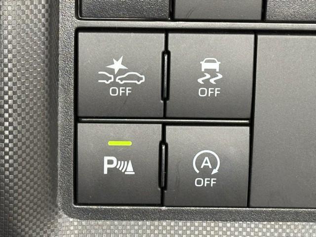 ライズ Ｚ　誤発進抑制機能　エアコン　スマートキー＆プッシュスタート　地デジＴＶ　ドライブレコーダ　ＶＳＡ　盗難防止装置　ミュージックプレイヤー接続可　アイドリングストップ機能　クルコン　バックモニター　キーレス（11枚目）