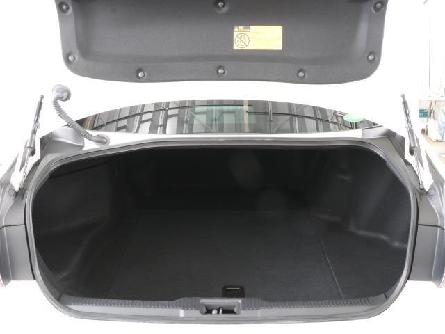 S Cパッケージ LEDライト フルセグTV パワーシート 1オーナー メモリーナビ Bカメラ ナビTV 記録簿 スマートキ- ETC CD クルコン DVD ドラレコ付き 衝突回避システム アルミホイール(16枚目)