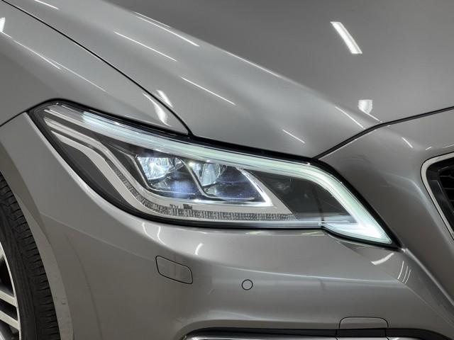 クラウンハイブリッド ＲＳ　ＬＥＤヘッドライト　クルコン　ＡＣ１００Ｖ　スマートエントリー　セキュリティーアラーム　Ｂカメラ　カーテンエアバッグ　定期点検記録簿　横滑り防止　ＥＴＣ　ドラレコ　ＴＶナビ　アルミ　ＡＵＸ　ＡＢＳ（19枚目）