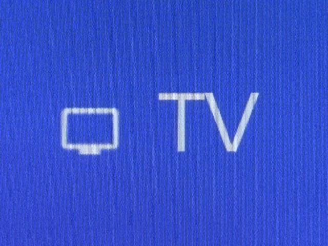 ＴＶが見れるチューナーを装備しています。　新しい車でも付いていないことで、ＴＶが見れない事も多々あるので要チェックです。