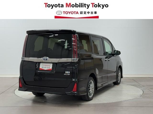 ノア ハイブリッドＳｉ　ダブルバイビーＩＩＩ　地デジ　バックモニター　両側ＰＳＤ　ＬＥＤ　ナビ＆ＴＶ　ＤＶＤ　横滑り防止装置　アルミホイール　スマキー　エアバッグ　クルコン　ＡＣ　３列シート　ドライブレコーダー　キーフリー　１オ－ナ－　ＥＴＣ（2枚目）